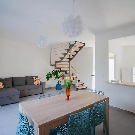 A 100mt Dalla * Capoterra